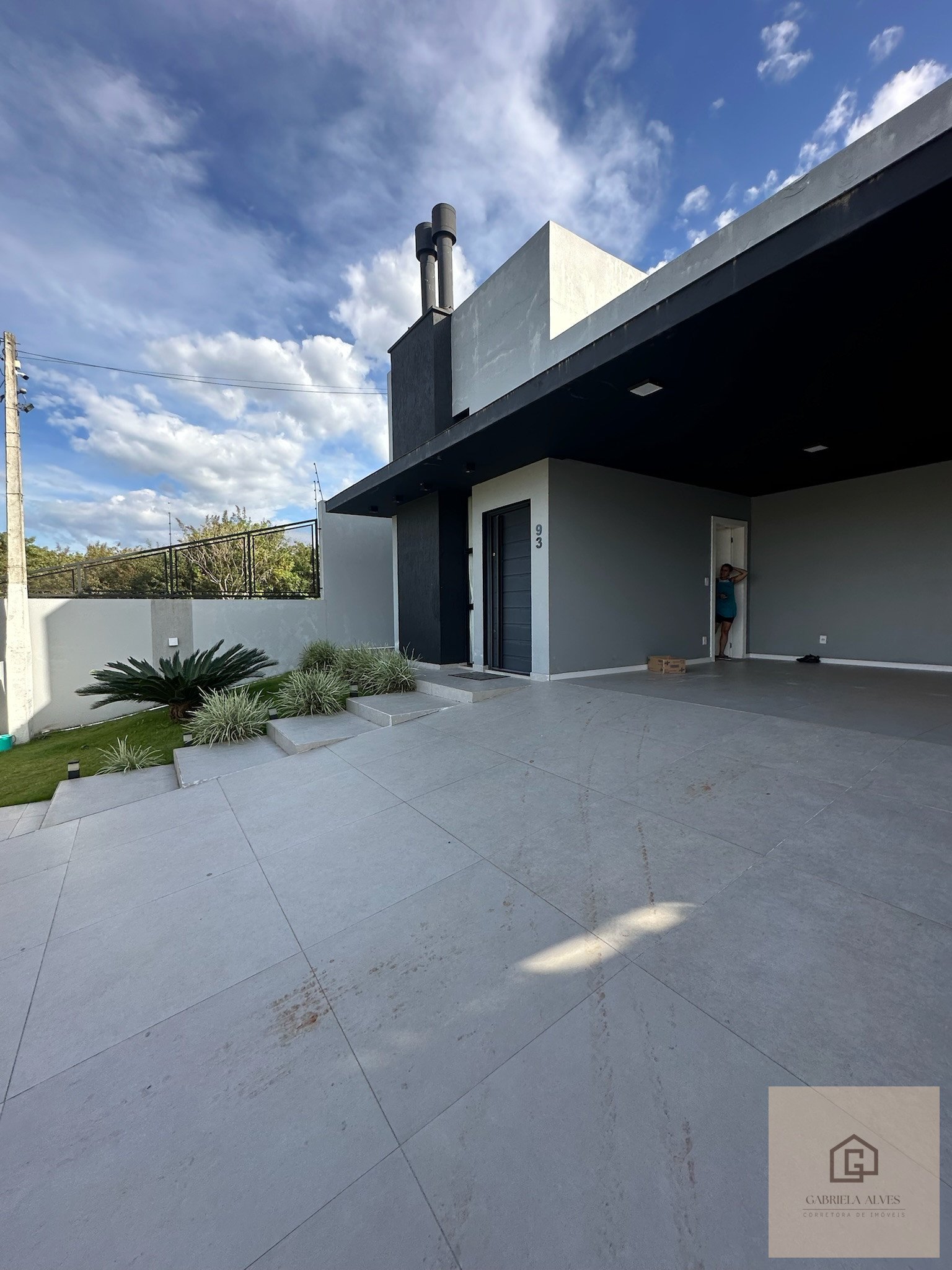 Casa semimobiliada no Parque Residencial Santa Júlia