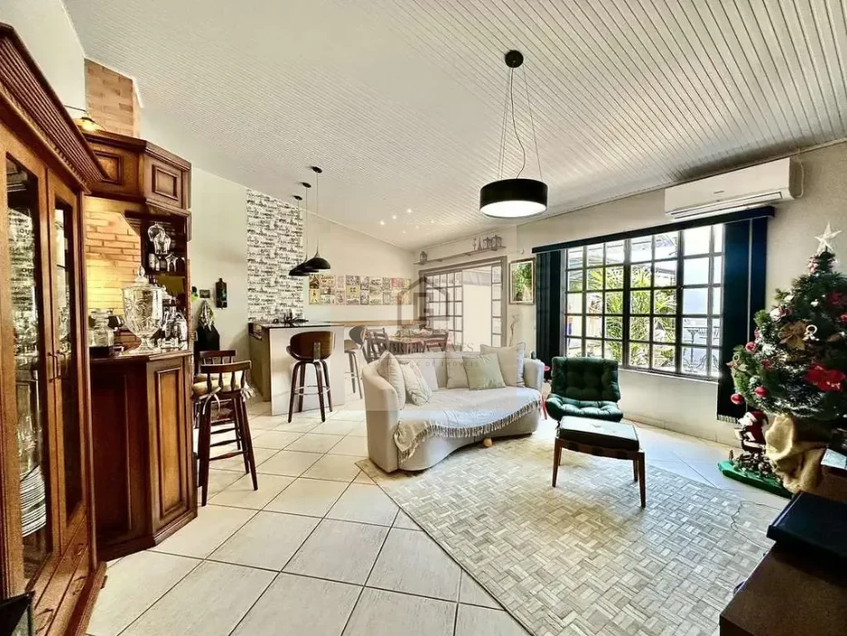 Casa em Faixa Velha de Camobi