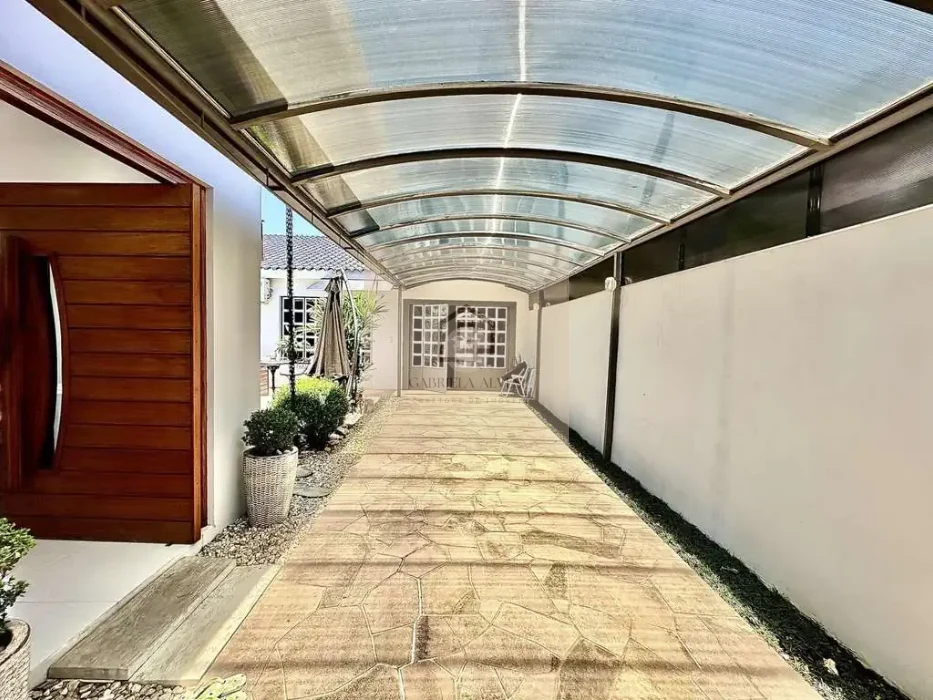 Casa em Faixa Velha de Camobi