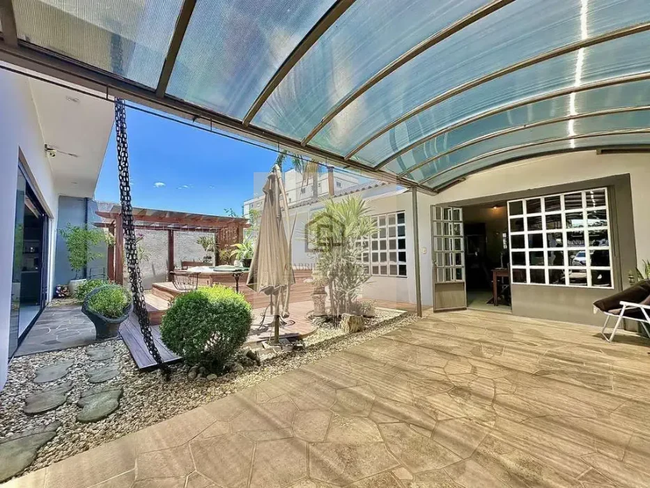 Casa em Faixa Velha de Camobi
