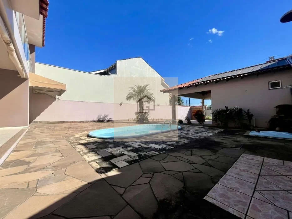 Casa no Alto da Colina por apenas R$ 870.000,00