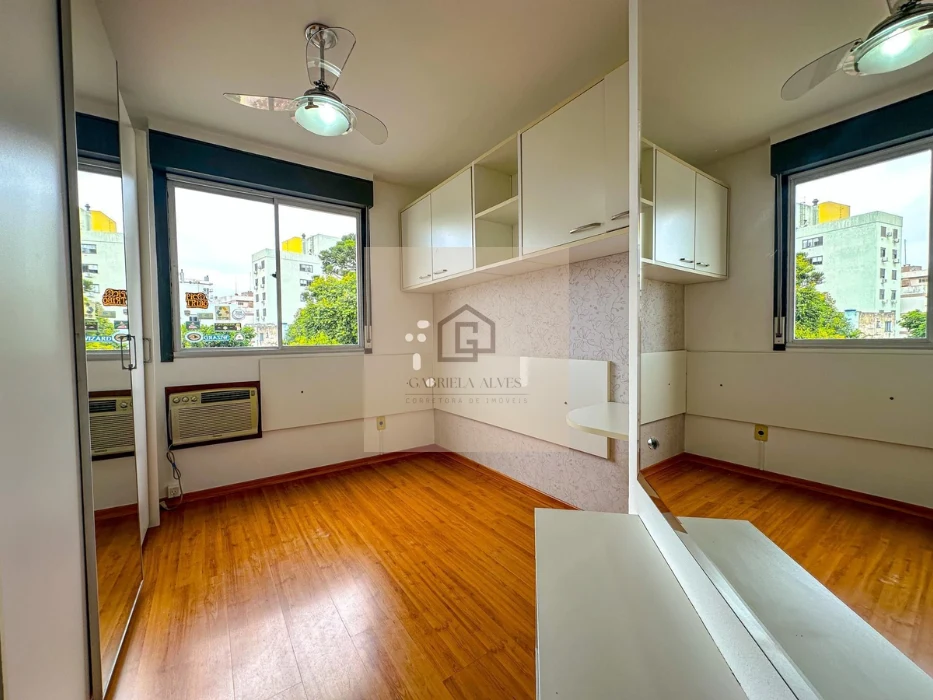 Apartamento 2 dormitórios semimobiliado