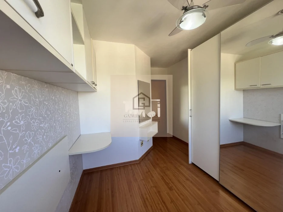 Apartamento 2 dormitórios semimobiliado