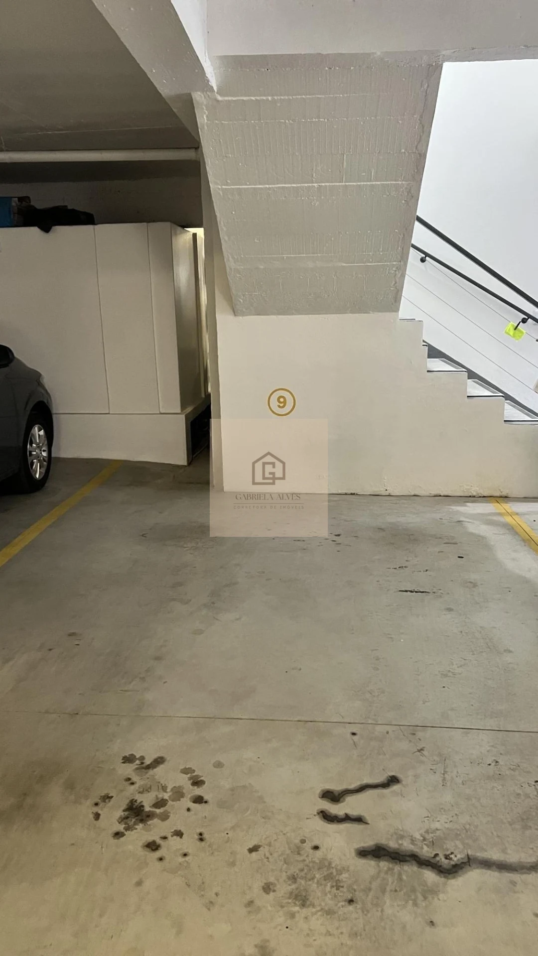 Apartamento 2 dormitórios semimobiliado