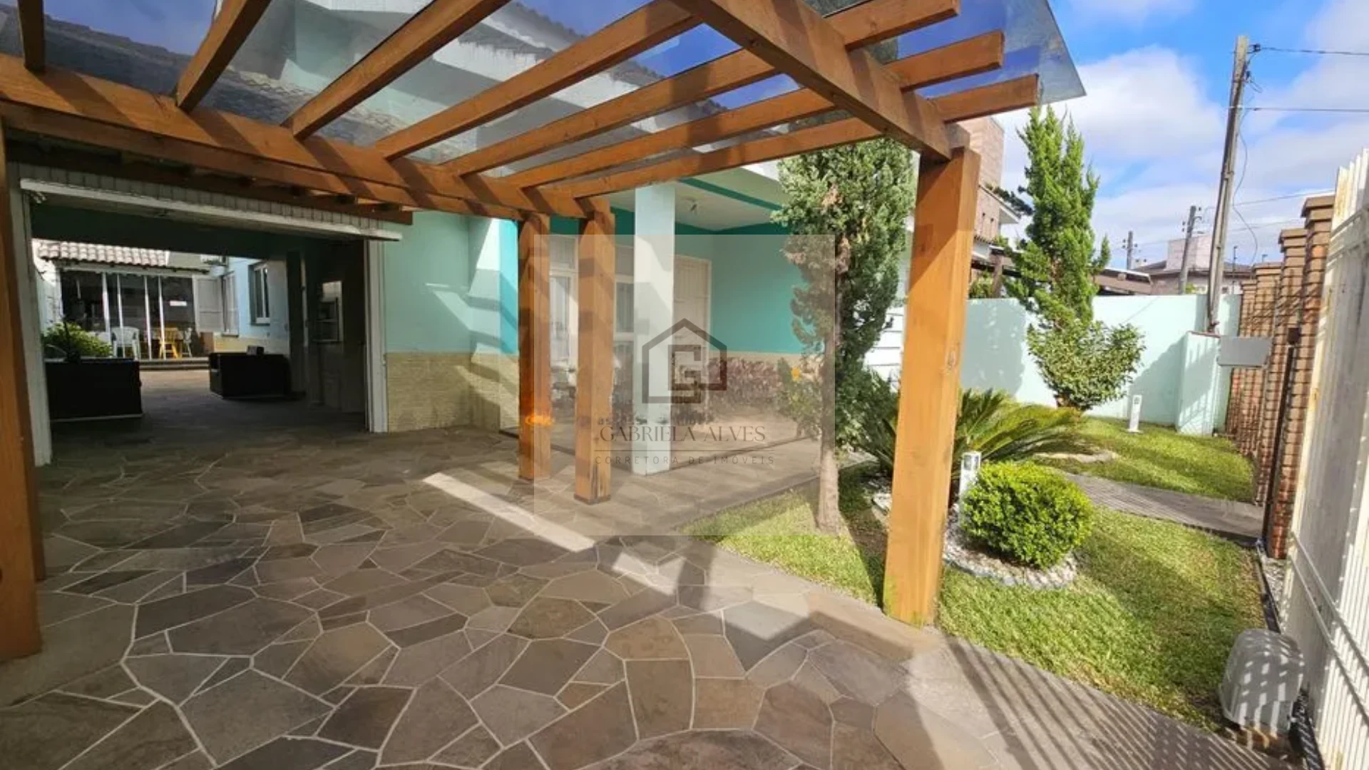 Casa no Novo Horizonte/Camobi por apenas R$810.000,00