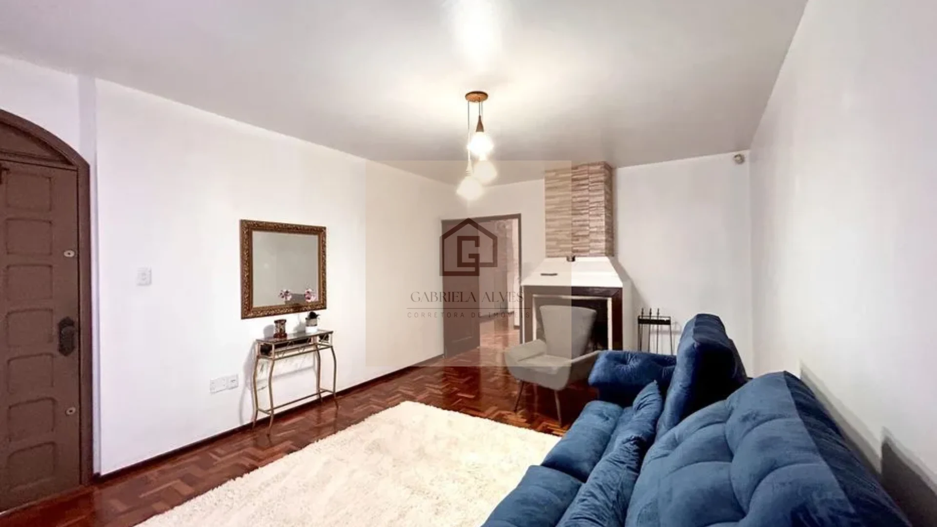 Casa com Piscina e Espaço Gourmet | 4 Dormitórios no Bairro São José