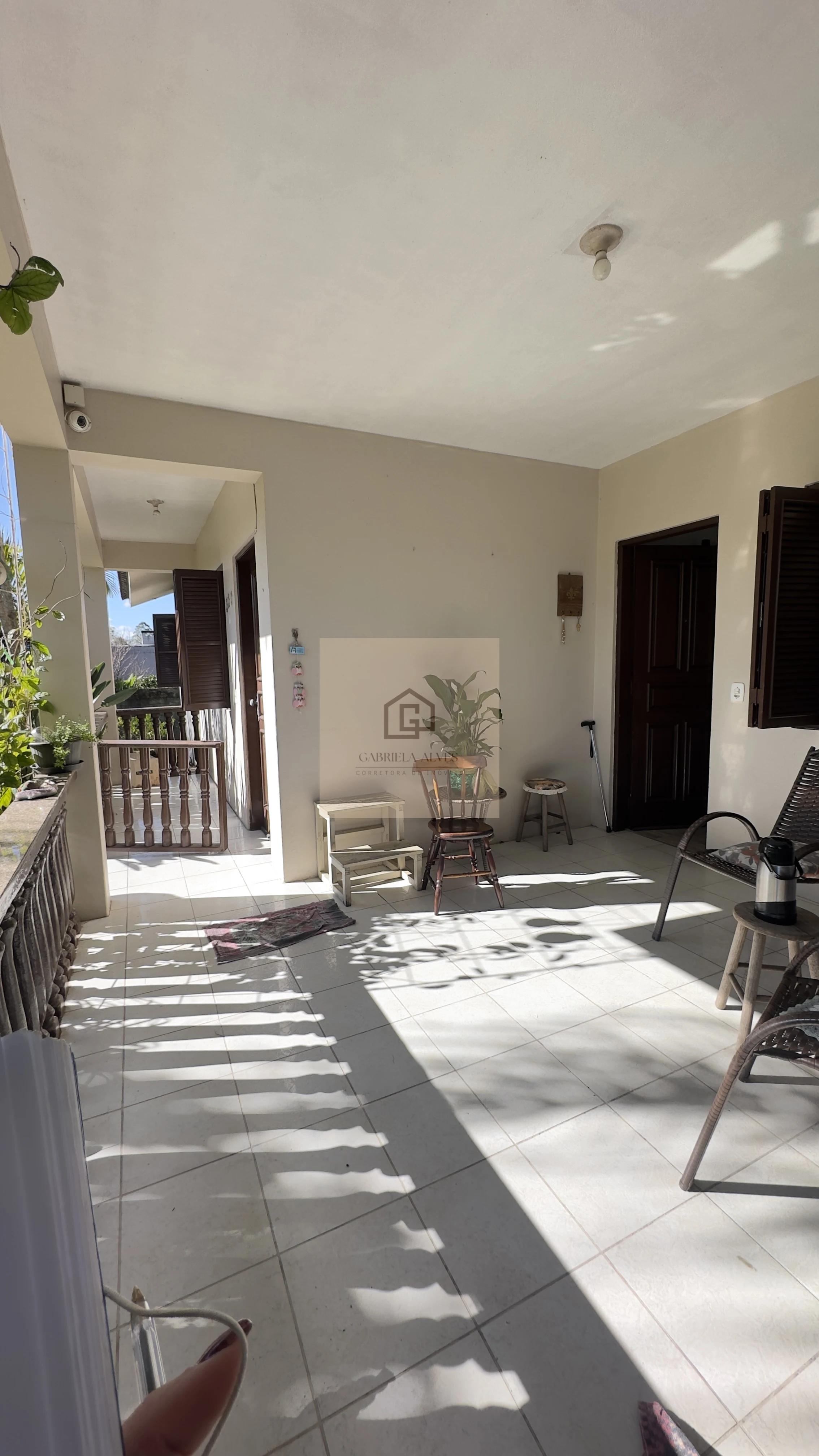 Casa ampla com 4 dormitórios, espaço gourmet, piscina, 3 vagas, bairro São José!