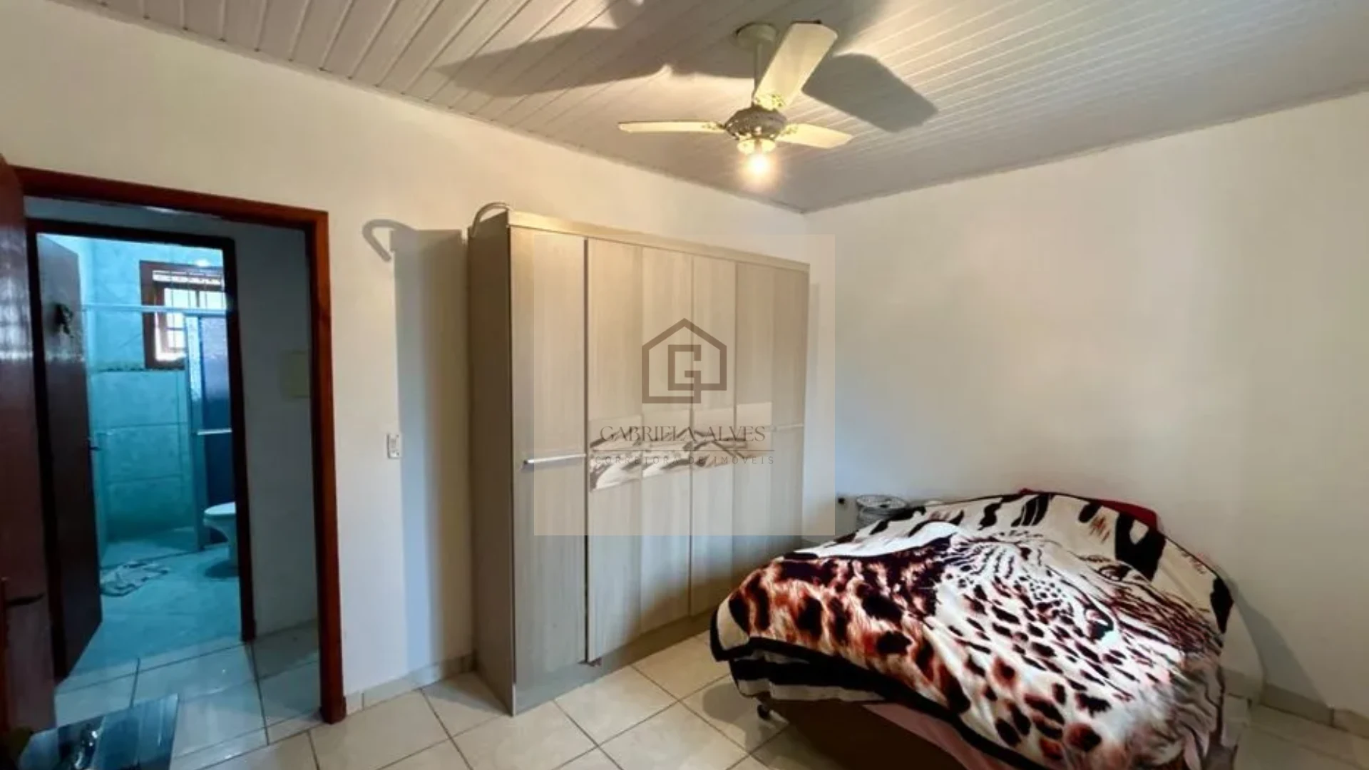 Casa com Piscina e Edícula à Venda no Bairro Dom Antônio Reis | 3 Dormitórios e 2 Vagas