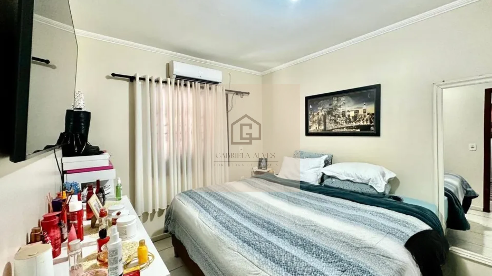 🏡 Casa Semimobiliada com 2 Dormitórios e Churrasqueira no Bairro Tomazetti
