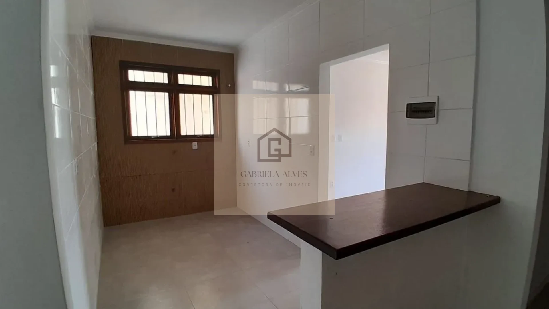 🏡 Casa Reformada com Suíte, Amplo Pátio e 3 Vagas à Venda no Bairro Pinheiro Machado