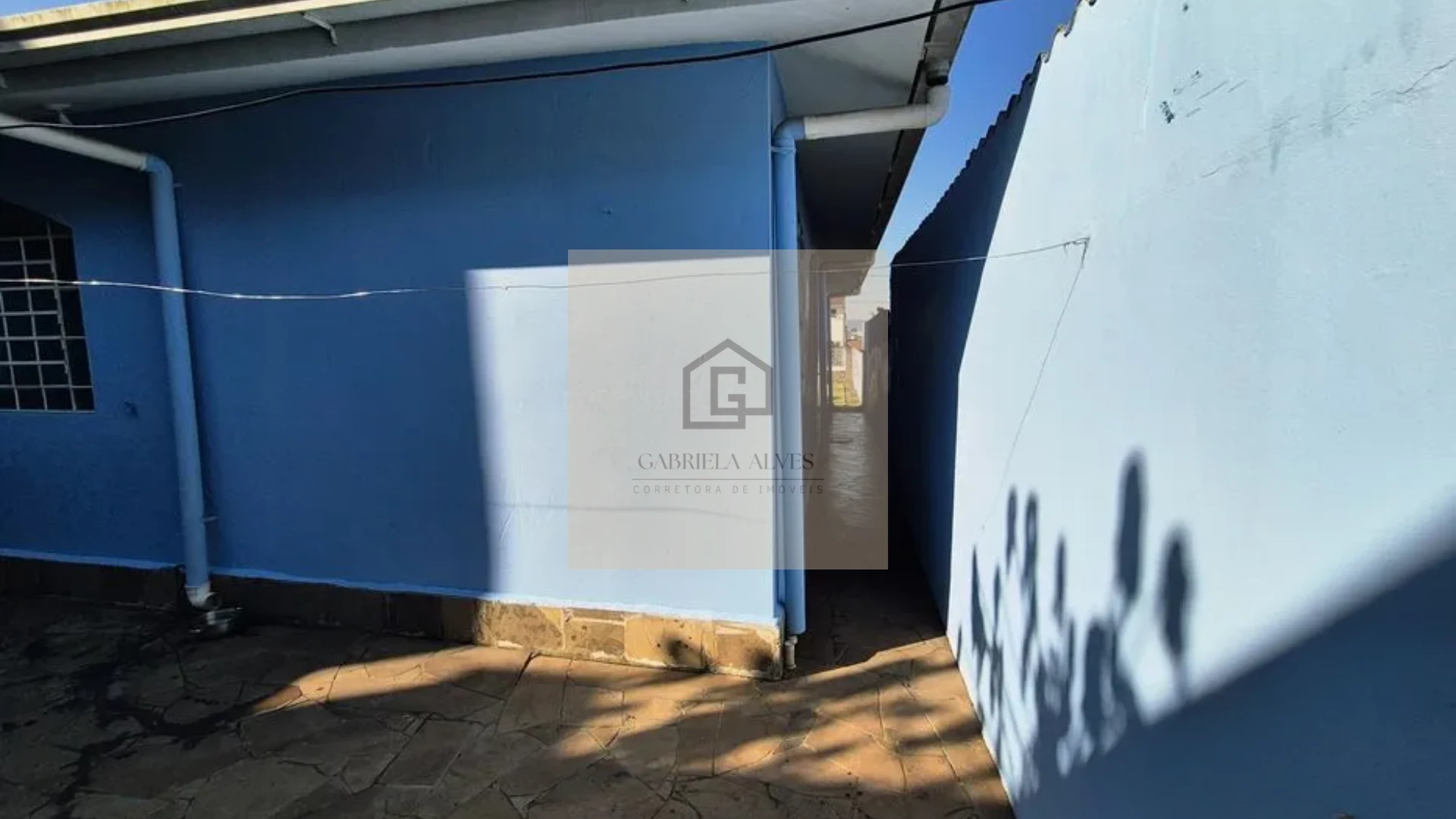 🏡 Casa com 3 Dormitórios e Amplo Terreno à Venda no Bairro Pé de Plátano – Camobi
