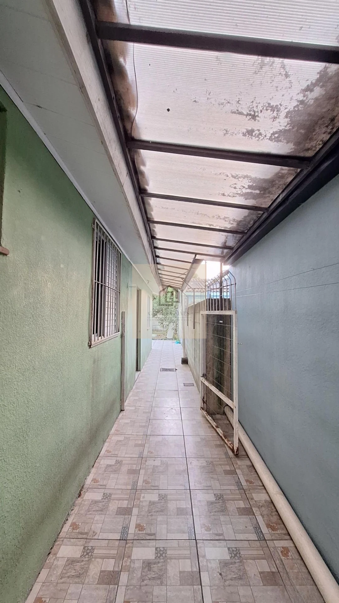 Casa no Montebello  com piscina